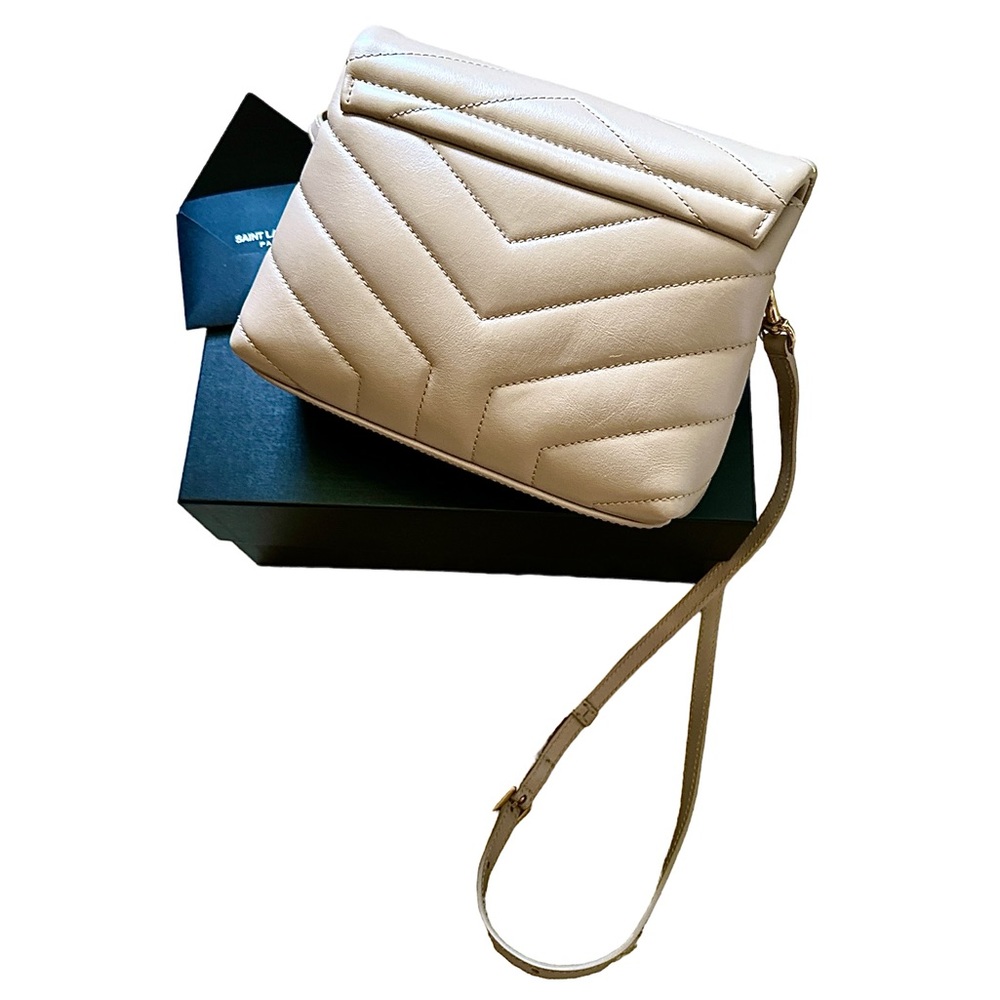 YSL Saint Laurent Toy Loulou Quilted Leather Bag - Picture 3 of 8